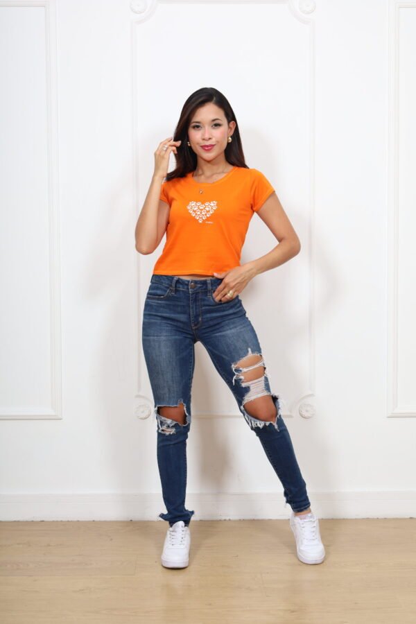 Polo para mujer crop top modelo huellitas - Imagen 4
